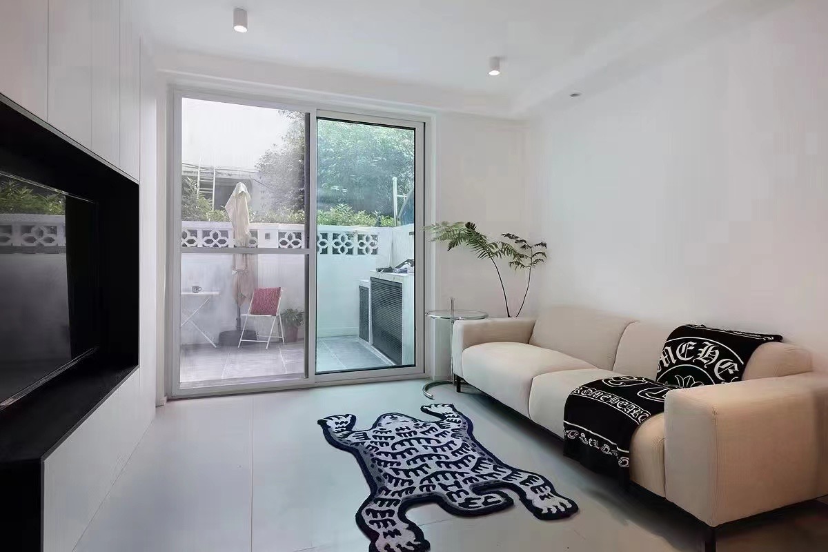 吴兴路一楼带花园·豪装南北两房