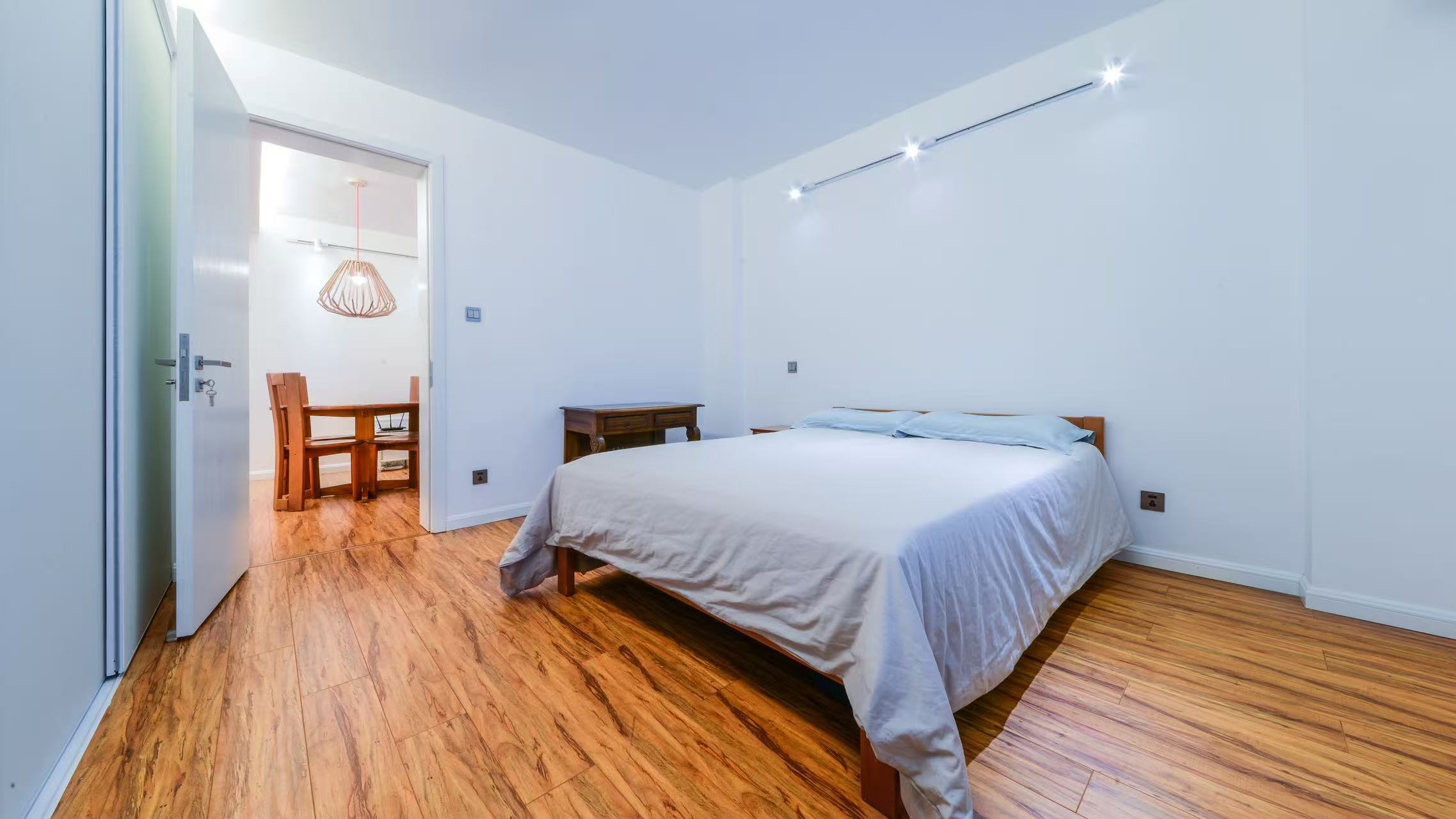 大堂、楼道、客厅、卧室