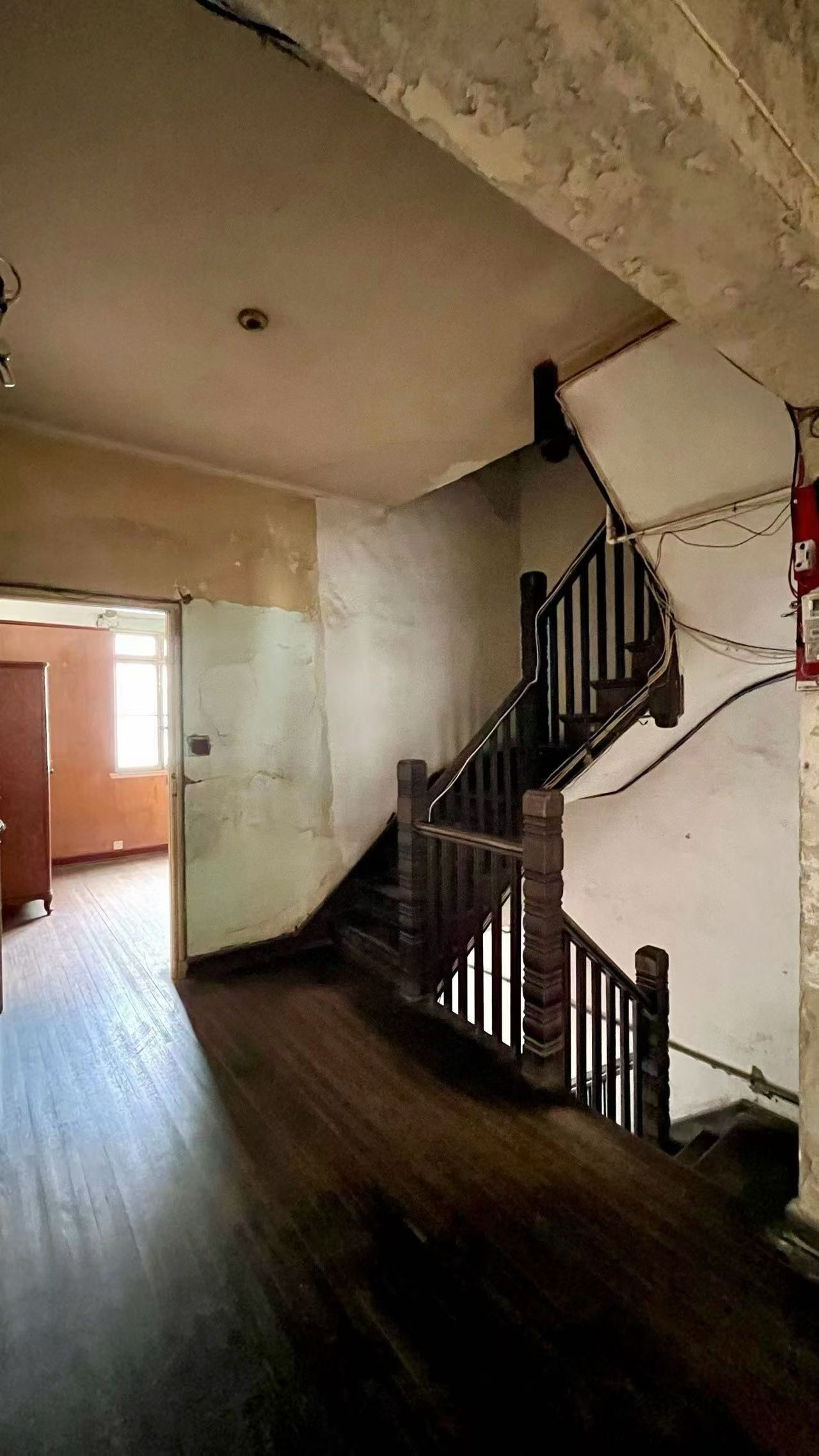 上海市徐汇区建国西路整栋老屋况