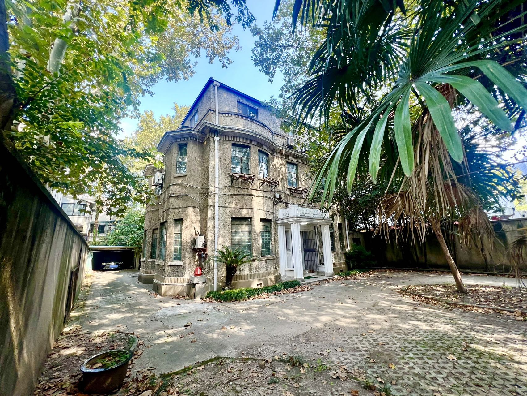 永嘉路沿街独栋