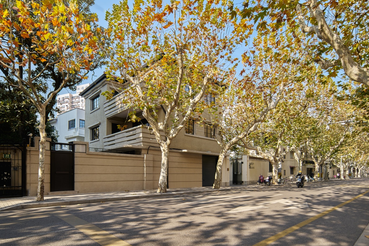 高安路沿街独栋