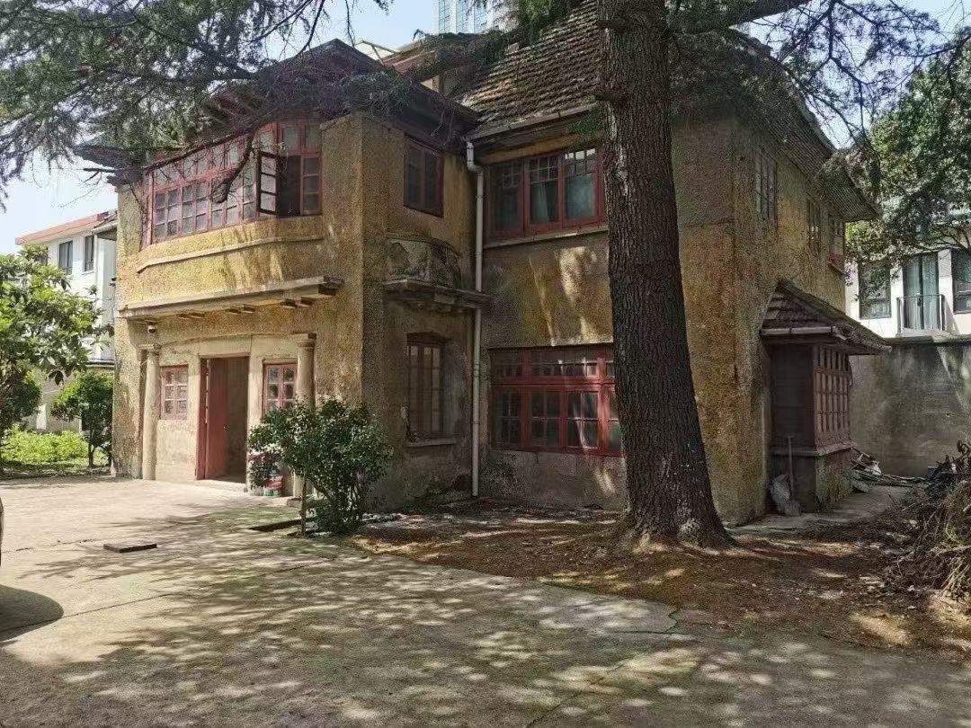 愚园路沿街整栋