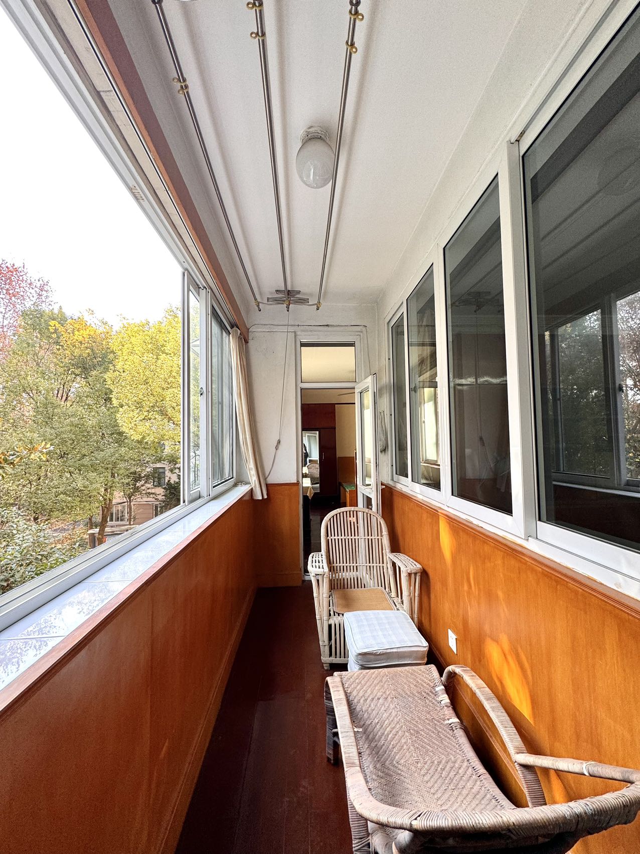 市委大院康平路100弄