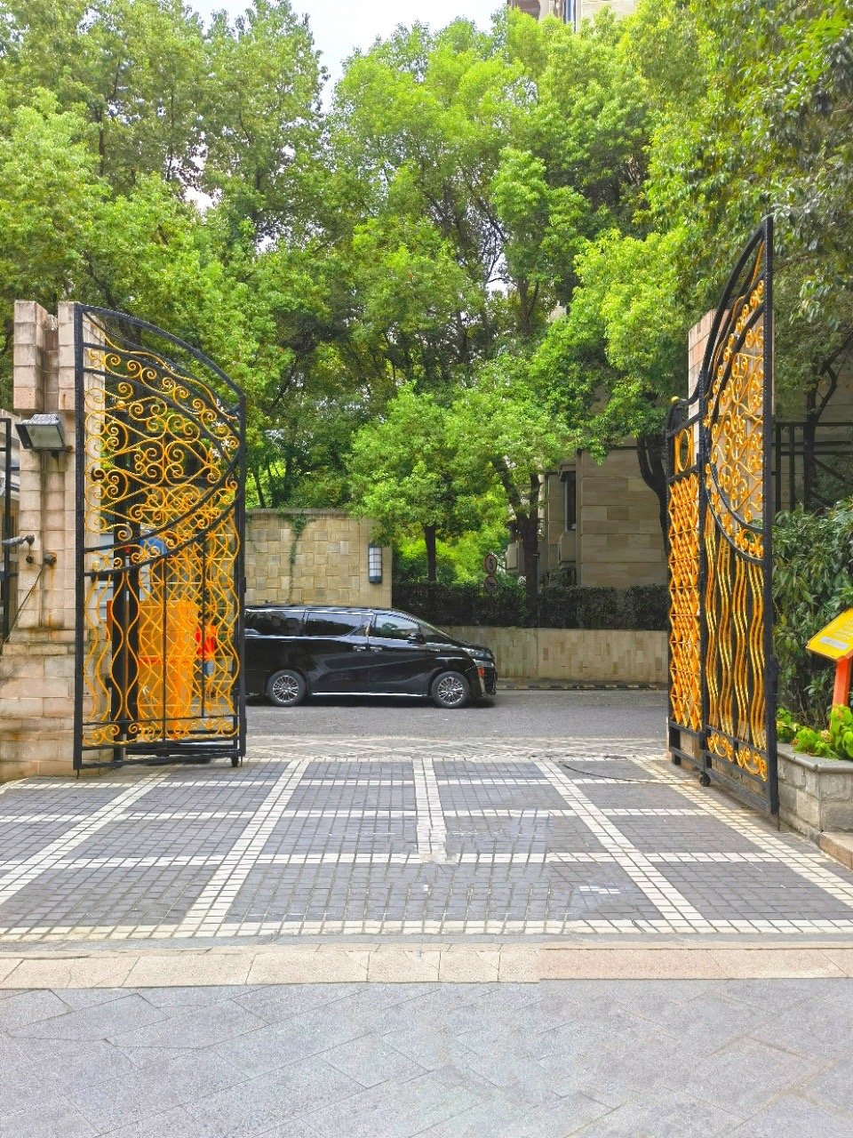 湖南路四大金刚｜汤臣怡园复试东边套